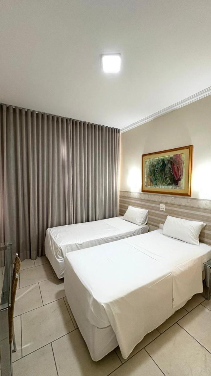 Hotel Del Rey Curitiba By Poty - Na Famosa Rua XV De Novembro Екстер'єр фото